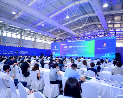 安全領航，開邁斯深度布局車網融合領域